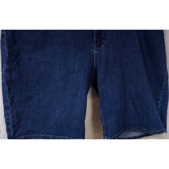 Lee Regular Fit Mens W42xL10 Mid Rise Bermuda Stretch Denim Shorts 10" Inseam - Picture 5 of 13
